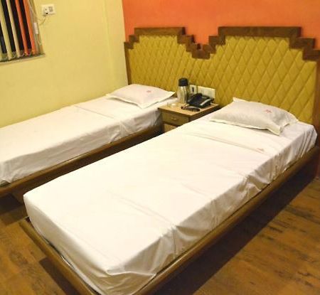 Hotel Rock Star Calcutta Værelse billede